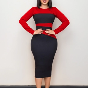 Dettaglio dell'elegante abito midi bodycon bicolore rosso e nero con maniche lunghe