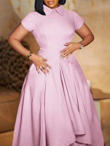 Robe longue élégante mauve à manches courtes, taille haute et jupe plissée pour soirée