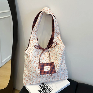 Women Korean Floral Plaid Reversible Tote Bag Large Capacity Casual Canvas Shoulder Bag For School Commute Daily Use