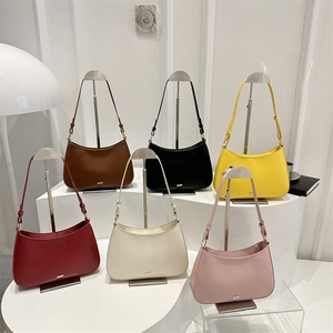 French Vintage Underarm Bag For Women Minimalist Solid Color PU Leather Half Moon Shoulder Bag Commuter Zipper Handbag