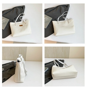 Gros plan sur un grand sac cabas blanc tissé montrant quatre angles et détails de texture