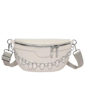Chique beige PU-leren borsttas met zilveren ketting en brede nylon schouderriem