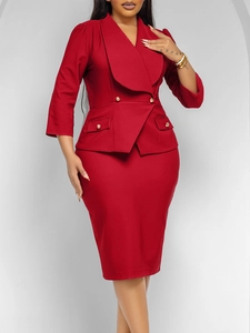 Eleganter roter Zweiteiler mit Revers-Blazer und Bleistiftrock für modebewusste Frauen