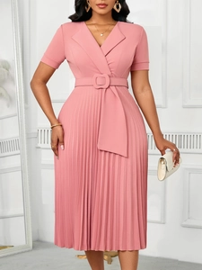 Elegant pink V-neck pleated midi dress with short sleeves and matching waist belt