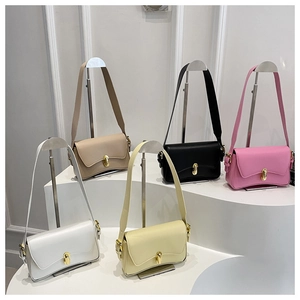 Minimalist single shoulder bags in five colors featuring sleek golden metal buckles