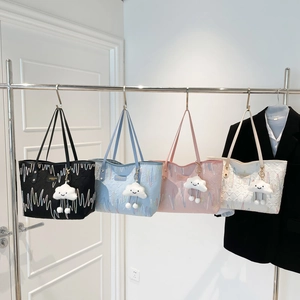 Striped tote bag for women with large capacity and cute cloud pendant in four colors