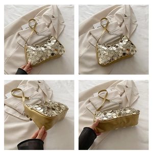 Vue multi-angles d'un sac sous les aisselles à paillettes dorées avec chaîne métallique