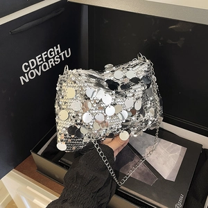 Petit sac à bandoulière argenté à paillettes rondes brillantes pour soirée chic 2025