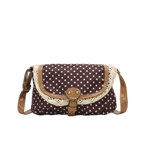 Borsa a tracolla vintage in tela marrone a pois rosa con bordo in pizzo