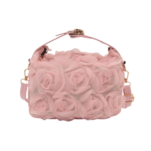 Sac à main rose élégant avec fleurs 3D en tissu et boucles métalliques dorées