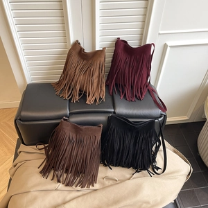 Bohemian Faux Suede Tassel Crossbody Bag For Women Vintage Small Square Shoulder Bag With Long Fringe Daily Messenger Bag