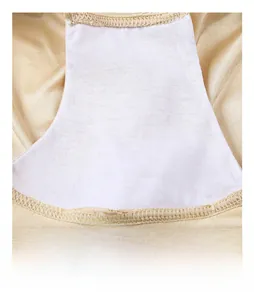 Détail de l'entrejambe en coton respirant sur cette culotte gainante haute