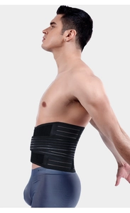 Détail de la gaine pour hommes avec mesh respirant et sangles de compression croisées