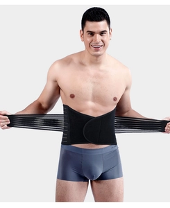 Détail de la ceinture amincissante pour hommes avec sangles élastiques et velcro robuste