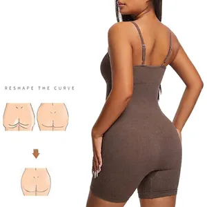 Donkerbruine geribbelde shapewear romper met hoge stretch en liftend effect