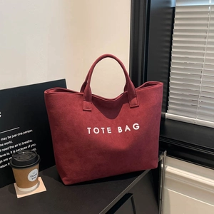 Sac Cabas en Tissu Grande Capacité pour Femmes Imprimé Lettres Style Rue Décontracté Sac à Main Épaule pour Navetteurs Collège Shopping