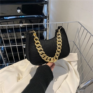 Fashion Crocodile Pattern PU Leather Underarm Bag With Thick Gold Chain Minimalist Small Hobo Shoulder Bag For Women Jewelry