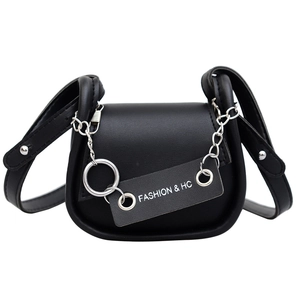 Sacoche selle minimaliste en cuir PU noir avec chaîne argentée et décor d'anneau FASHION & HC