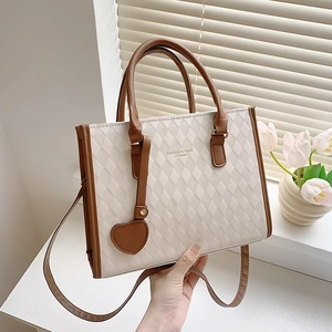 Women Quilted Rhombic PU Leather Tote Bag Fashion Heart Charm Shoulder Crossbody Bag Large Capacity Elegant Handbag Office Daily
