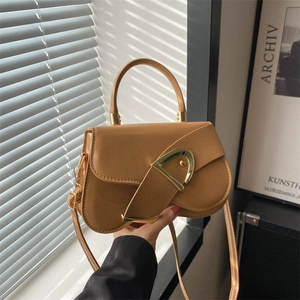 Women Fashion Simple PU Leather Saddle Shoulder Bag With D Metal Buckle Korean Style Casual Commuting Handbag Crossbody Bag