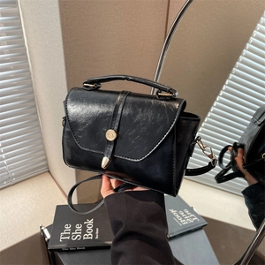 Sac à Bandoulière Carré en Cuir PU Vintage pour Femmes Sac à Bandoulière Rétro avec Coutures Sac à Main Polyvalent