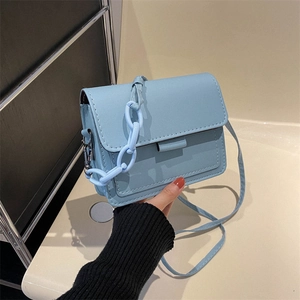 Fashion Women PU Leather Small Square Shoulder Bag Trendy Flap Crossbody Bag With Decorative Chain Strap Daily Purse