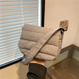 Sac à Épaule Matelassé Rembourré pour Femmes en Coton Léger Puffer Sac Bandoulière Sangle Réglable Mode Sac Quotidien