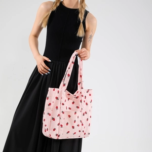 Borsa tote in velluto a coste rosa con stampa a fragola e grande capacità per l'uso quotidiano