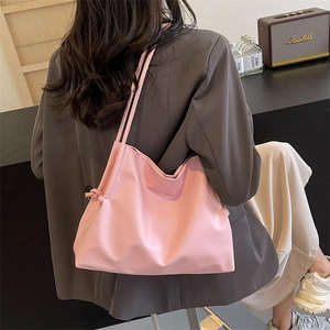 Grand sac cabas rose en similicuir avec détail de nœud élégant et fines doubles anses