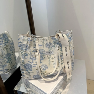 Vintage Floral Canvas Tote Bag For Women Fashion Letter Print Shoulder Bag With Chain Strap Casual Large Capacity Bag