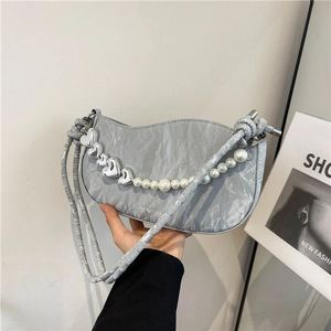 Women Underarm Bag Pleated PU Leather Artificial Pearl Chain Silver Heart Pendant Shoulder Hobo Bag Knot Strap Fashion