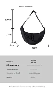 Tabella taglie borsa a mezzaluna in nylon con dimensioni 43x27cm e tracolla regolabile