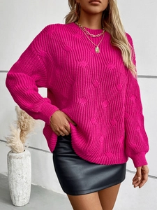 Women cable knit pullover sweater in rose red with long sleeves and loose fit