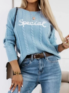 Jersey de punto para mujer azul claro con trenzado y bordado Special en el pecho