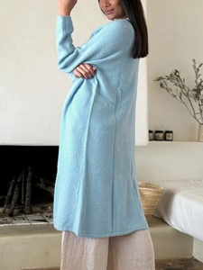 Gilet long femme bleu clair, coupe ample décontractée avec col en V pour l'automne