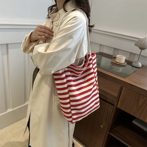 Grand sac cabas en toile à rayures rouges et blanches avec anses en corde de coton