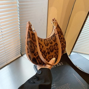 Sac Hobo Vintage Imprimé Léopard pour Femmes Sac à Épaule Sous le Bras en Cuir PU Sac à Main Croissant à la Mode