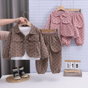 Toddler girls autumn fashion set with letter B print jacket and joggers in brown and pink