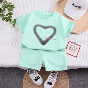 Completo Estivo per Bambine in Cotone Top e Pantaloncini con Stampa a Cuore Manica Corta Casual Stile Coreano