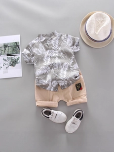 Boys summer leaf print short sleeve shirt with khaki shorts and straw hat set