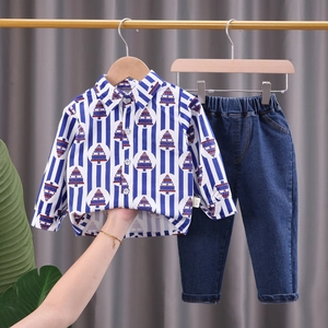 Tenue pour Petits Garçons Chemise Rayée à Manches Longues et Pantalon en Denim avec Imprimé Sapin de Noël pour Automne Printemps