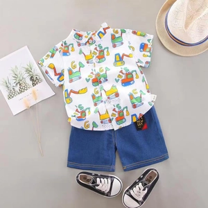 Set Estivo per Bambini Maglia a Maniche Corte con Bottoni e Pantaloncini Casual Stampa Escavatore in Cotone