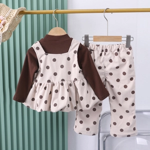 Completo autunnale bimba 3 pezzi con maglia marrone, gilet a pois e pantaloni