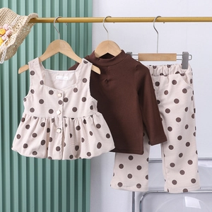 Set 3 pezzi da bambina con gilet a pois, maglia a maniche lunghe e pantaloni in maglia