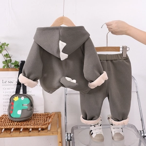 Dickes, fleecefutter Jungen Dinosaurier-Set mit Kapuzenjacke und passender Hose