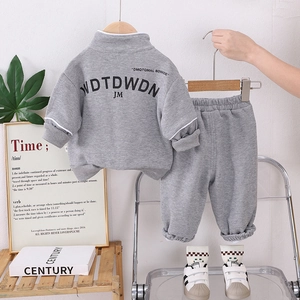 Survêtement gris tendance pour filles avec sweat à fermeture éclair et pantalon avec imprimé