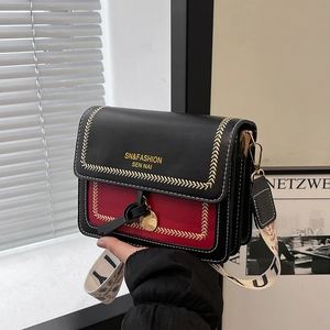 Borsa a Tracolla in Pelle PU Color Block da Donna Borsa a Spalla Quadrata alla Moda con Tracolla Larga Ricamata e Nappa Retrò