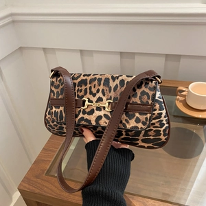 Sac sous le Bras en Cuir PU Imprimé Léopard Rétro Femme Décoration Mors Vintage Petit Sac à Épaule Carré Sac à Main Mode Coréenne