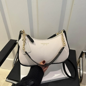 Women Fashion Crescent Crossbody Bag Lychee Pattern PU Leather Shoulder Bag With Chain Strap Casual Street Style Handbag