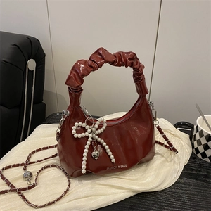 Sac à Main Femme Plissé Cloud en Cuir PU Sac Bandoulière Demi-Lune Avec Chaîne Pendentif Noeud en Künstliche Perles Mode Petit Sac à Épaule